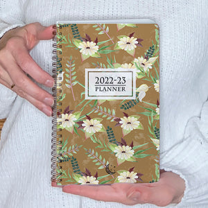 2022-23 PLANNER AGENDA YELLOW DAISIES Artwork, A5 Planner, 12 Month Weekly Layout Planner, Choose your starting month, Stickers & Bookmark